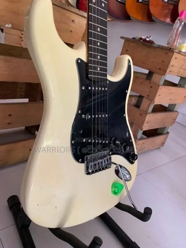BEYOND Japan Used Electric Guitar