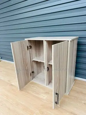 MODERN READY MADE A/WHITE WALL CUPBOARDS