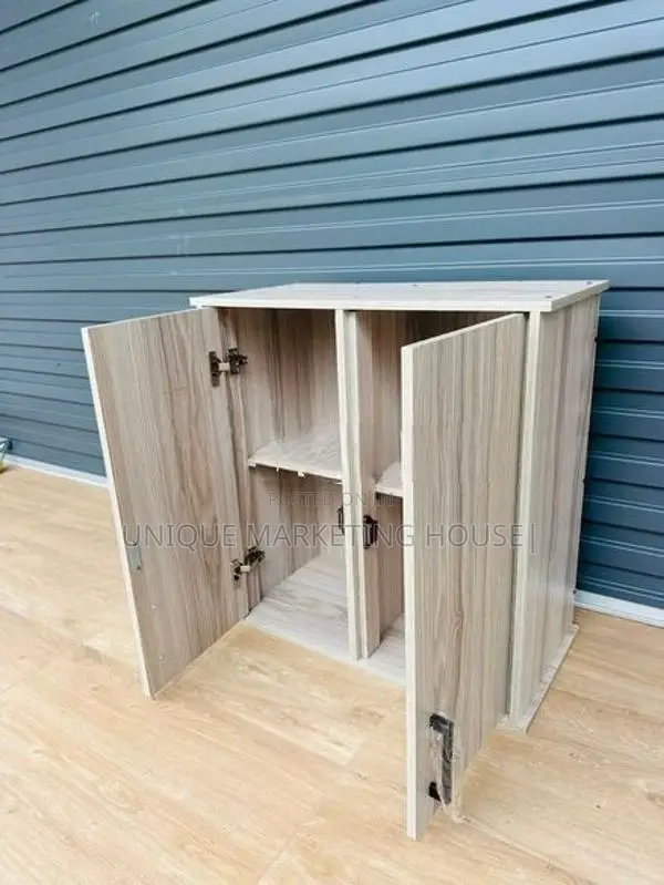 MODERN READY MADE A/WHITE WALL CUPBOARDS