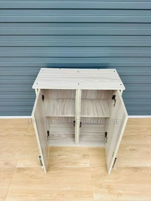 MODERN READY MADE A/WHITE WALL CUPBOARDS