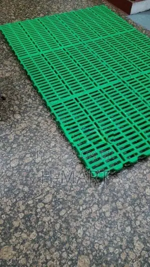 goat flooring plastic panels 2*2
