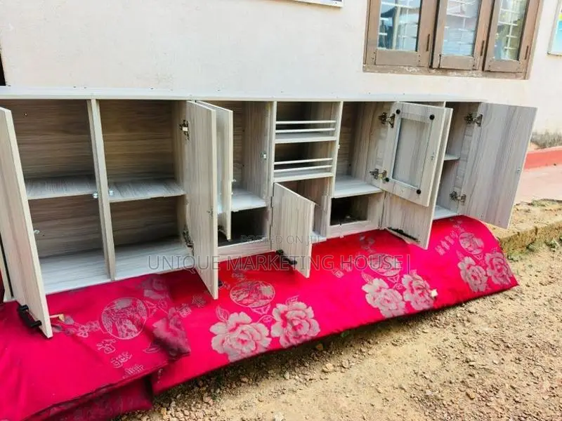 MODERN READY MADE 7FT AMERICAN WHITE PANTRY CUPBOARDS