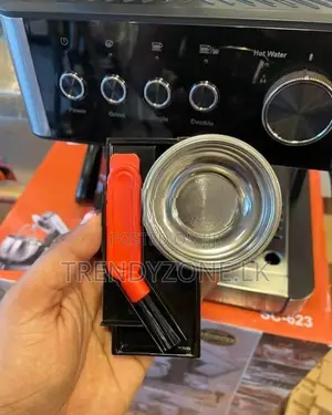 Kogan Espresso Barista Coffee Machine with Grinder