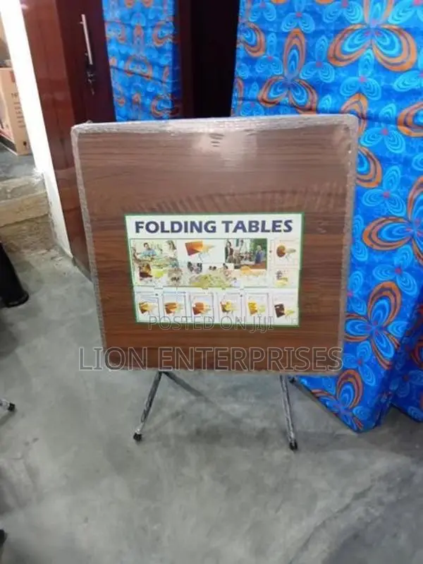 2×2 Folding tables