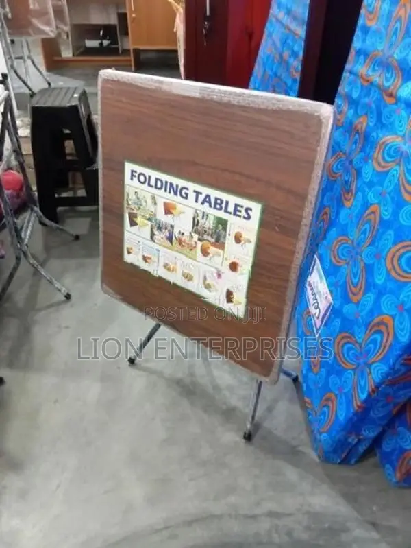 2×2 Folding tables