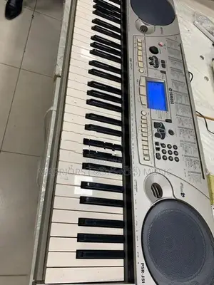 Yamaha PSR -J 51 keyboard ( Midi & Floppy supportive )