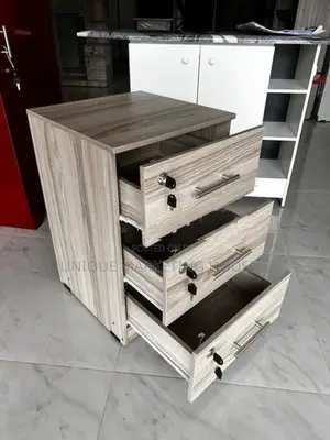 MODERN AMERICAN WHITE 3PCS LOCKABLE DRAWER CUPBOARDS