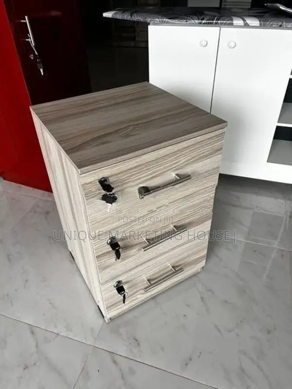 MODERN AMERICAN WHITE 3PCS LOCKABLE DRAWER CUPBOARDS