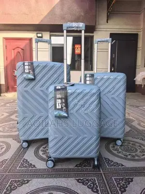 PP UNBREAKABLE LUGGAGE BAGS