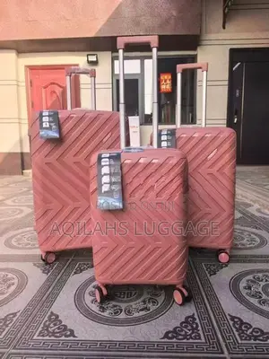 PP UNBREAKABLE LUGGAGE BAGS