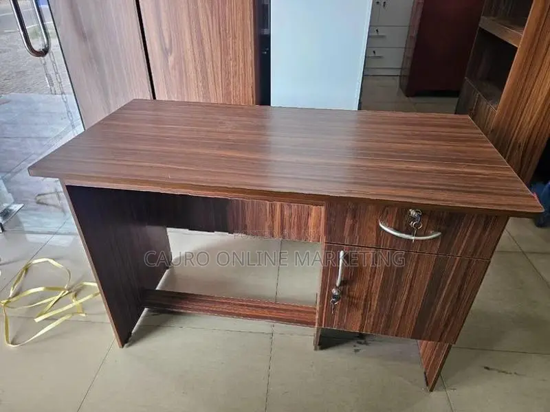 new melamine 4*2 ft office / computer table cupboard