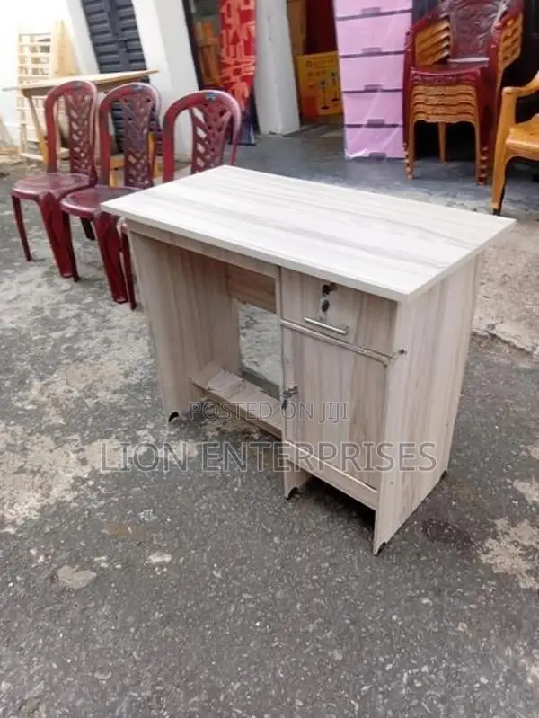 3ft Melamine office tables
