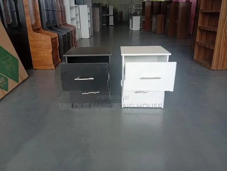 MODERN 2DRAWER EXCELLENT BEDSIDE CUPBOARDS
