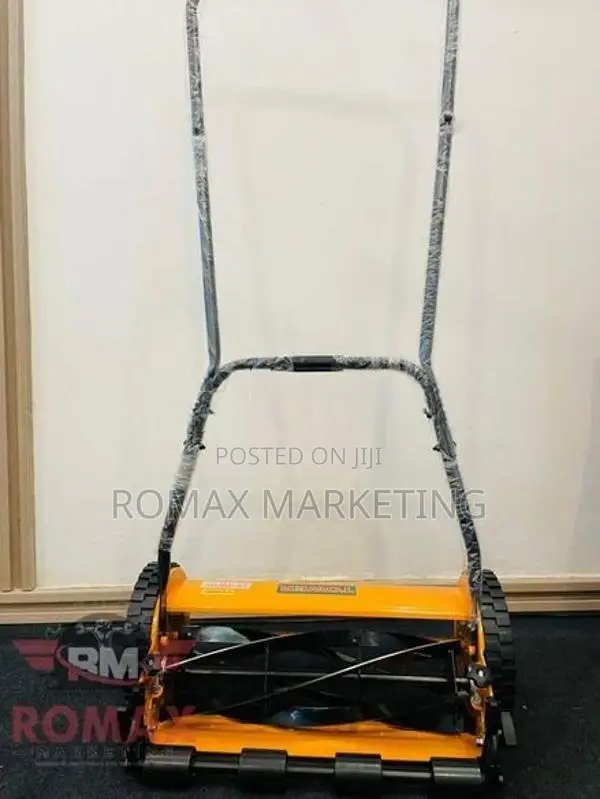 Manual Lawn Mower – Tower