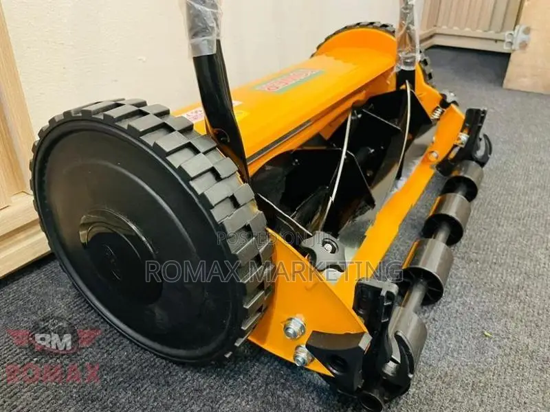 Manual Lawn Mower – Tower