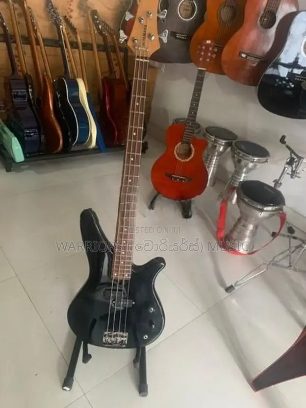 Yamaha 4 string Bass Guitar