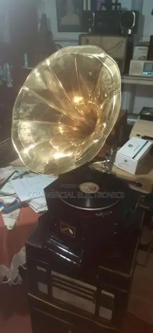 Gramophone HMV