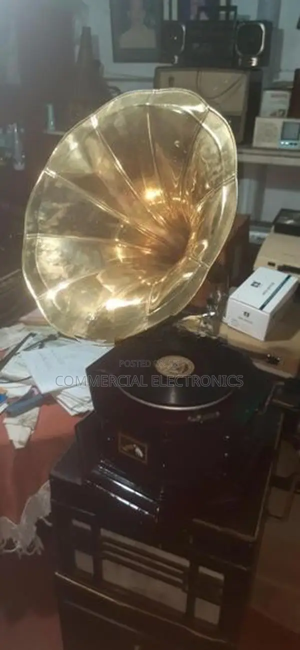 Gramophone HMV