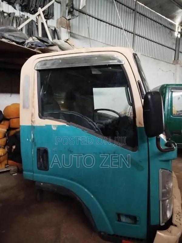 ISUZU BOX MODEL (4JJ1) AUTO 24V CABIN