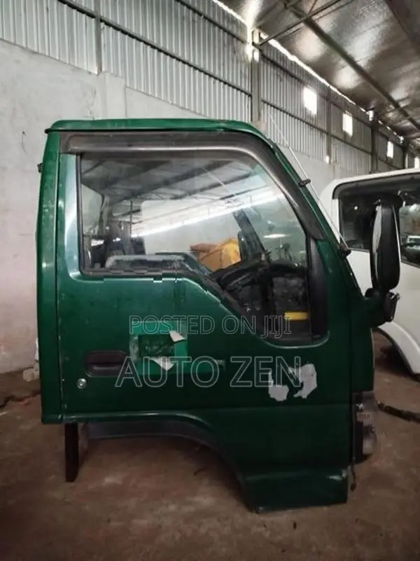 ISUZU CAT FACE WIDE MANUAL 24V CABIN