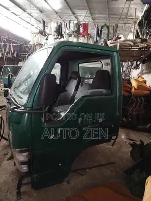 ISUZU CAT FACE WIDE MANUAL 24V CABIN