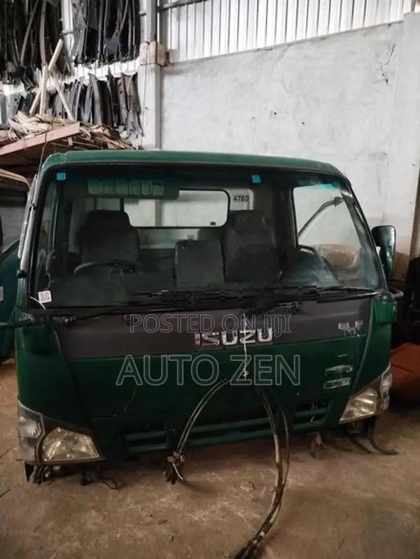 ISUZU CAT FACE WIDE MANUAL 24V CABIN