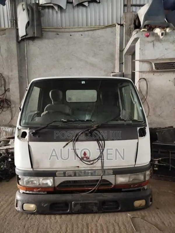 CANTER PATU AUTO 12V CABIN