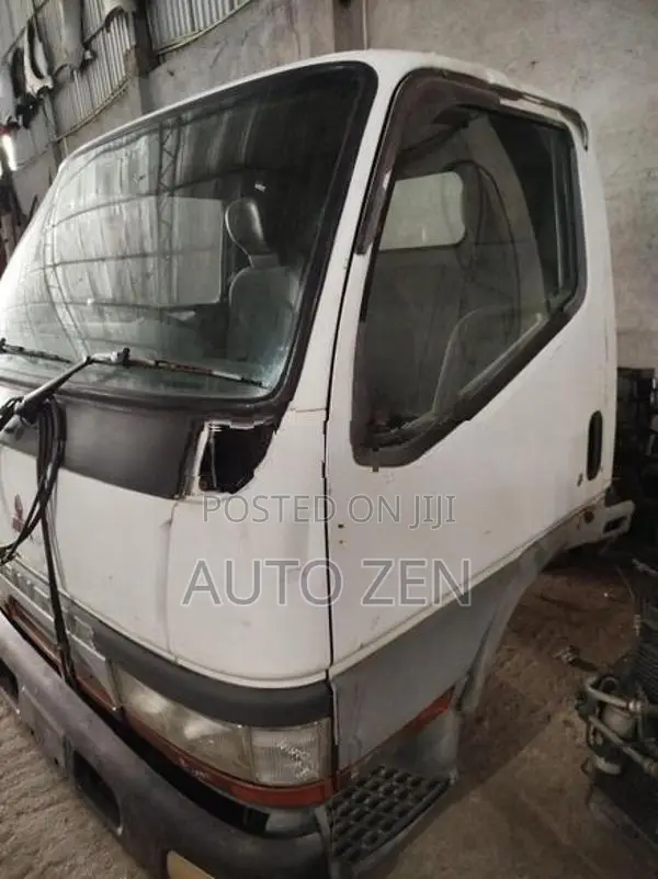 CANTER PATU AUTO 12V CABIN