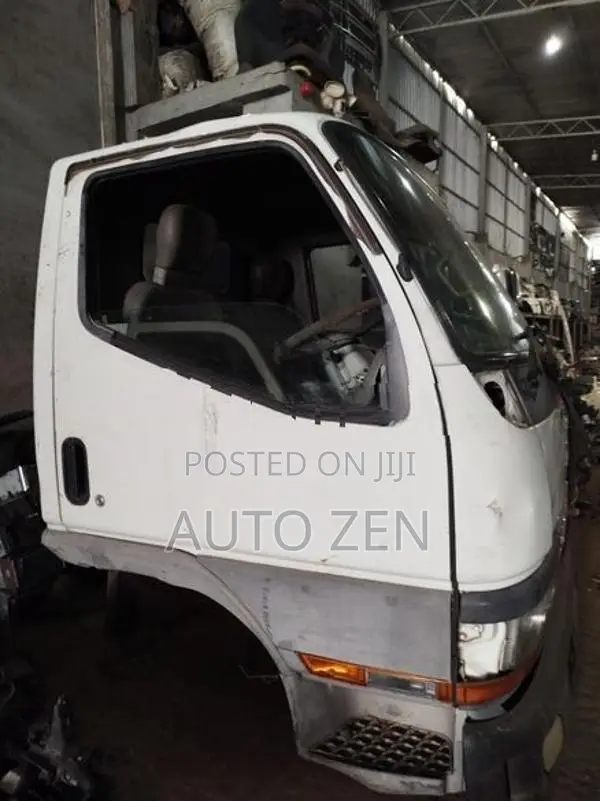 CANTER PATU AUTO 12V CABIN