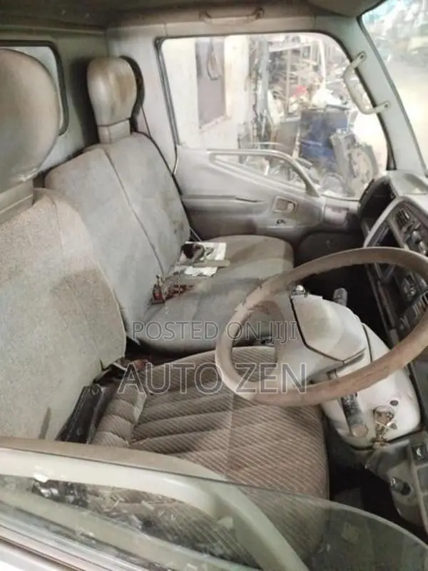 CANTER PATU AUTO 12V CABIN