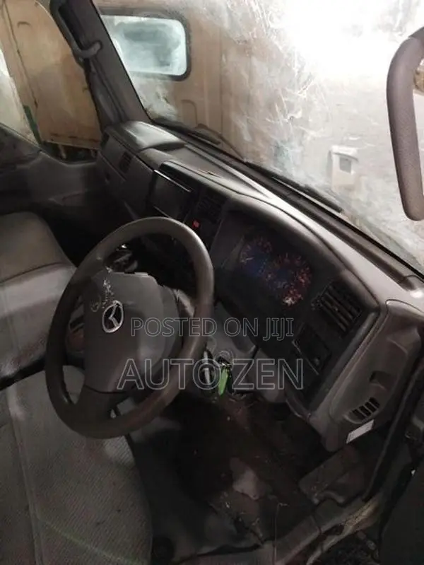 TITAN PATU AUTO 12V CABIN