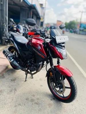 Honda CB Hornet 2018