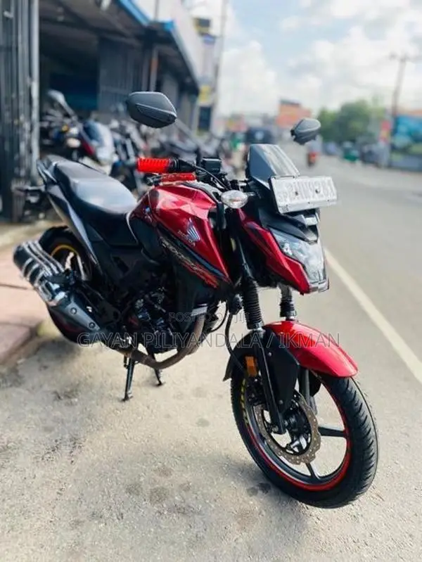 Honda CB Hornet 2018
