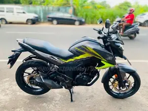Honda Hornet 2019