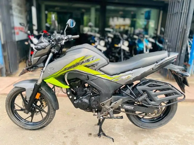 Honda Hornet 2019