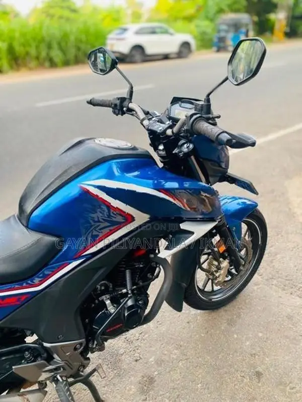 Honda Hornet 2019