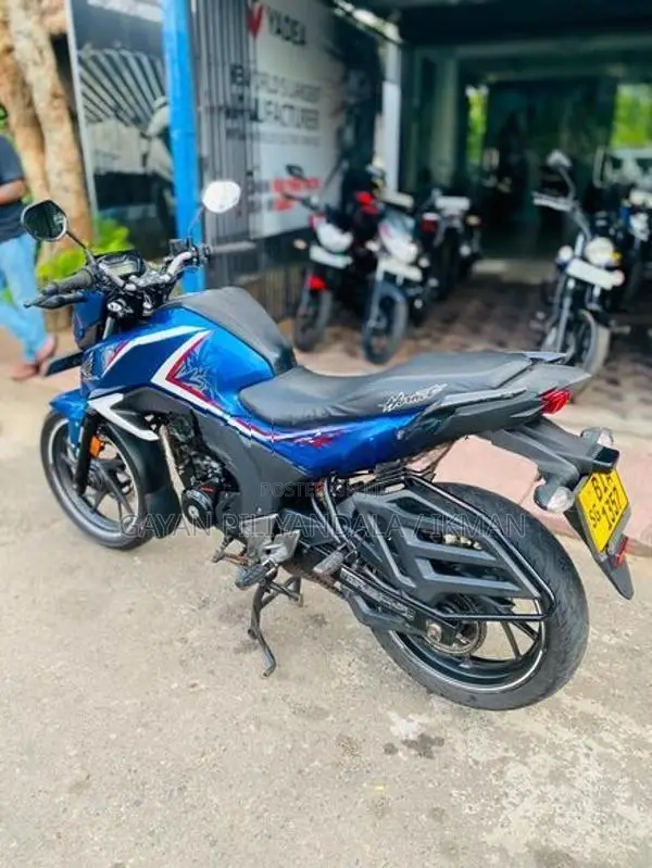 Honda Hornet 2019