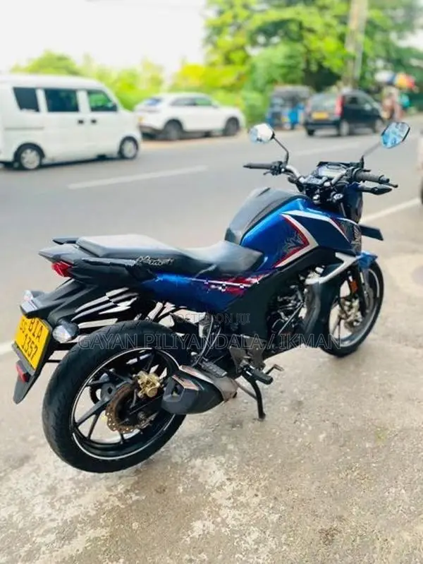 Honda Hornet 2019