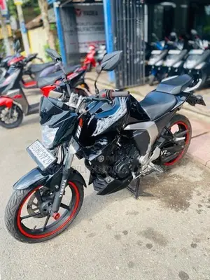 Yamaha FZ 2018