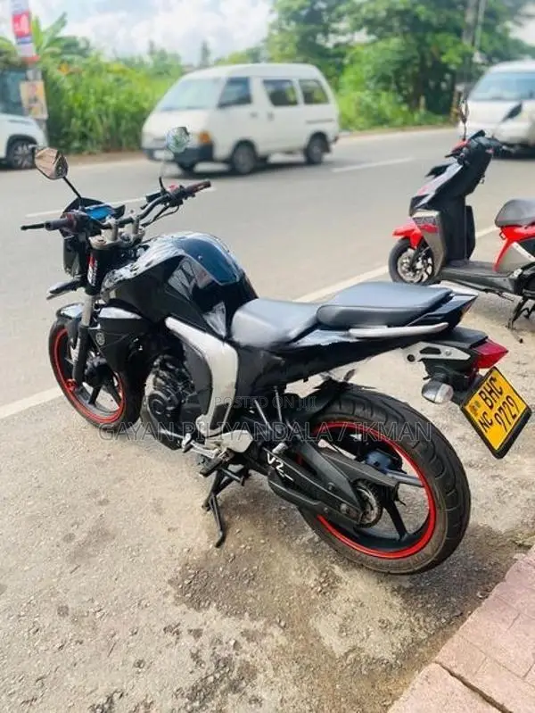 Yamaha FZ 2018
