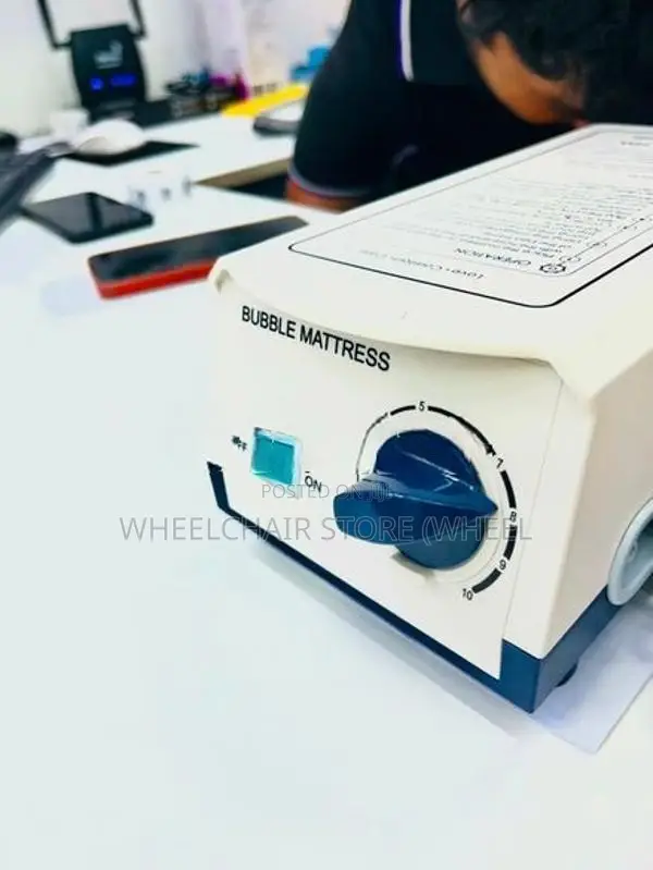 Air Mattress / Alternating Bubble With Adjustable Pump System