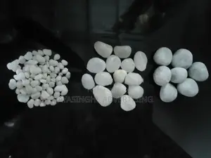 Garden Decorative Chips / Pebbles ( විසිතුරු ගල් වර්ග )