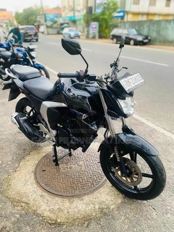 Yamaha FZ 2017