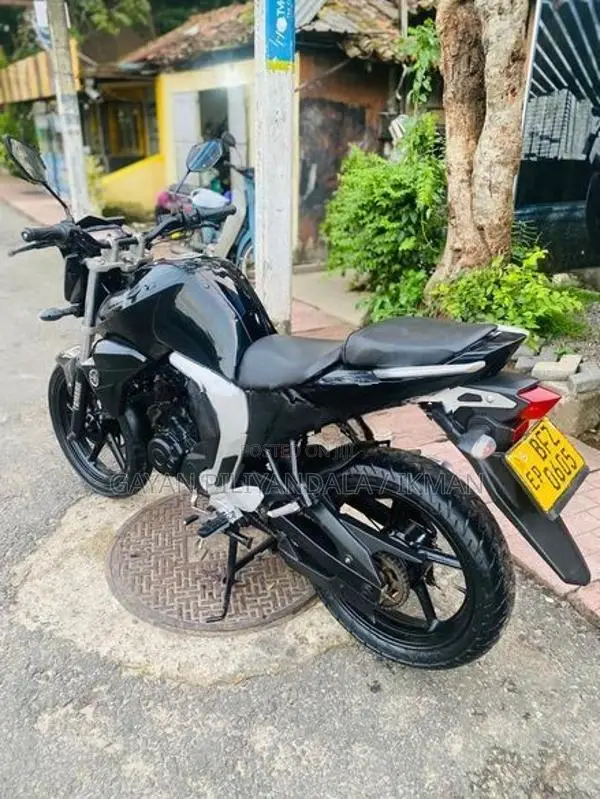Yamaha FZ 2017