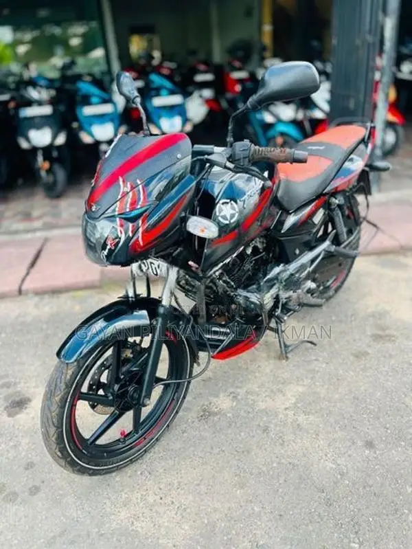 Bajaj Pulsar 150 2017