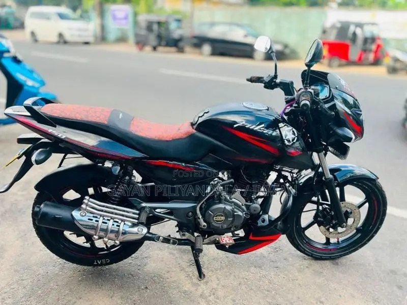 Bajaj Pulsar 150 2017