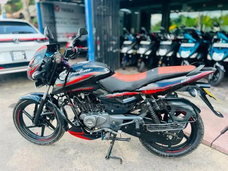 Bajaj Pulsar 150 2017