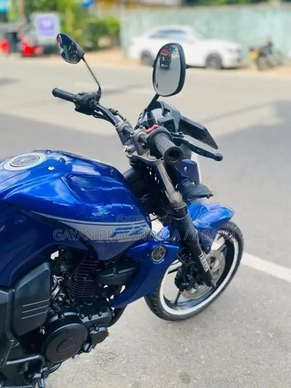 Yamaha FZ 2014