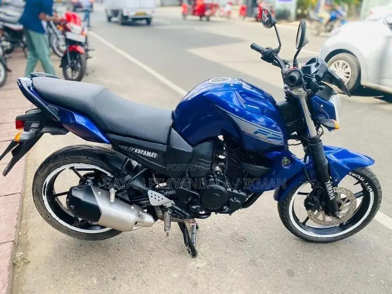 Yamaha FZ 2014