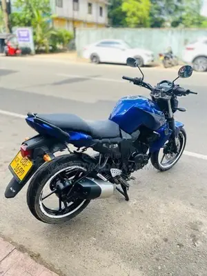 Yamaha FZ 2014